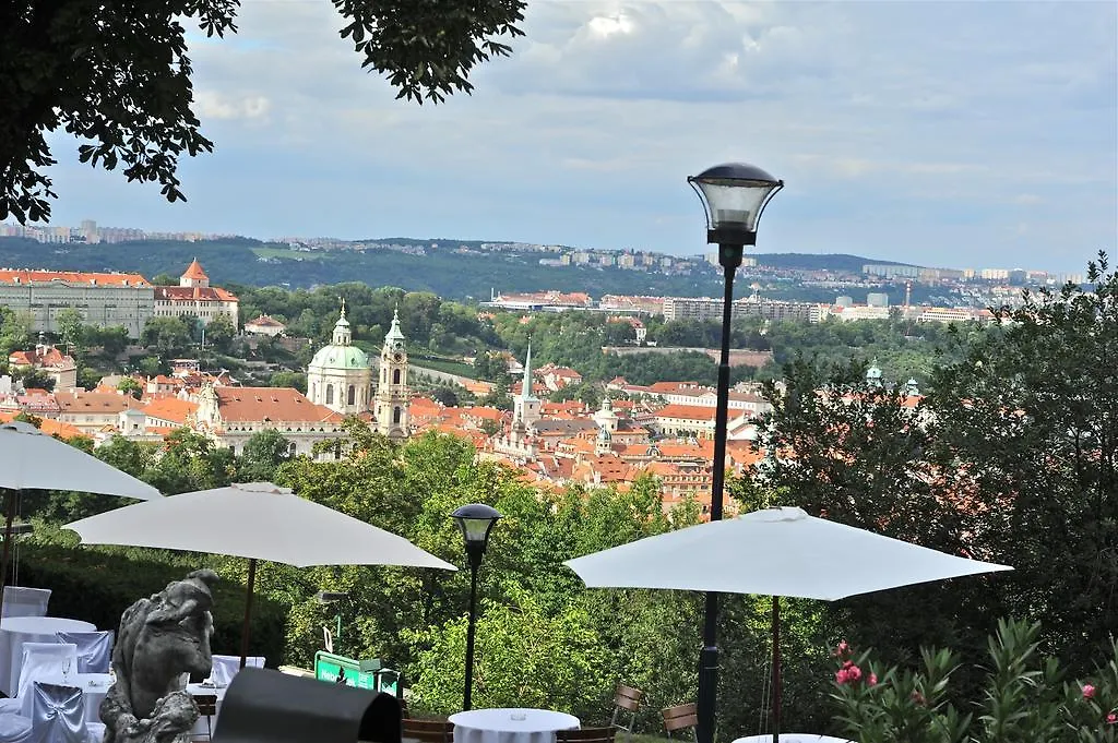 Apartamento Nebozizek Hotel A Restaurant Praga