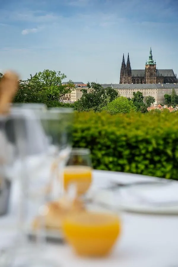 Nebozizek Hotel A Restaurant Praga 0*,  Czechy